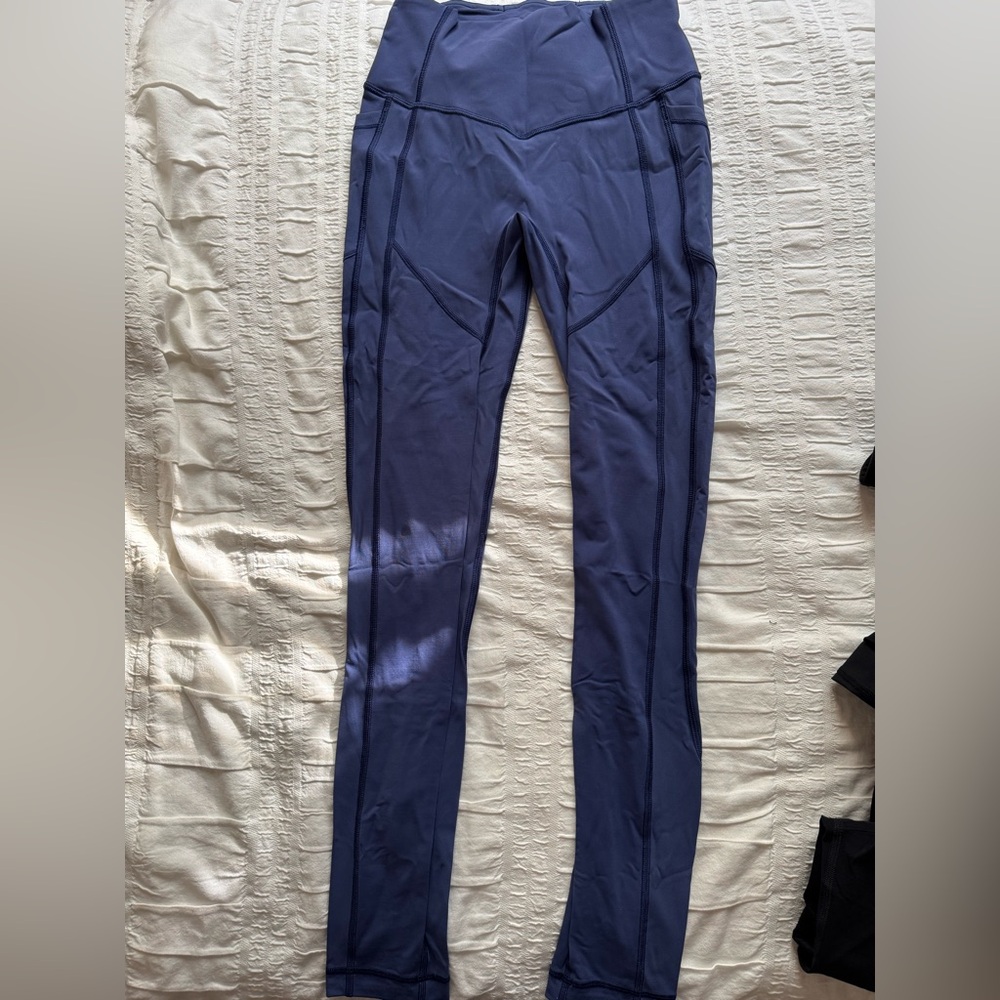Lululemon Tights - size 4